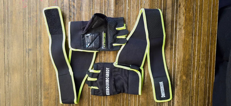 Comfort Weight Training Gym Glove with Wrist Strap