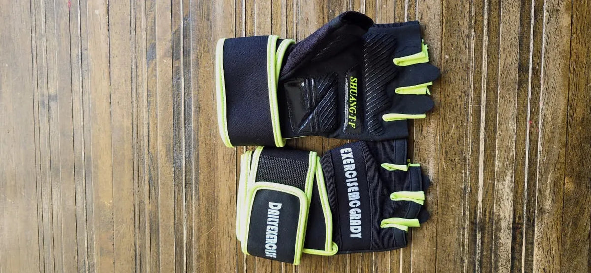 Comfort Weight Training Gym Glove with Wrist Strap