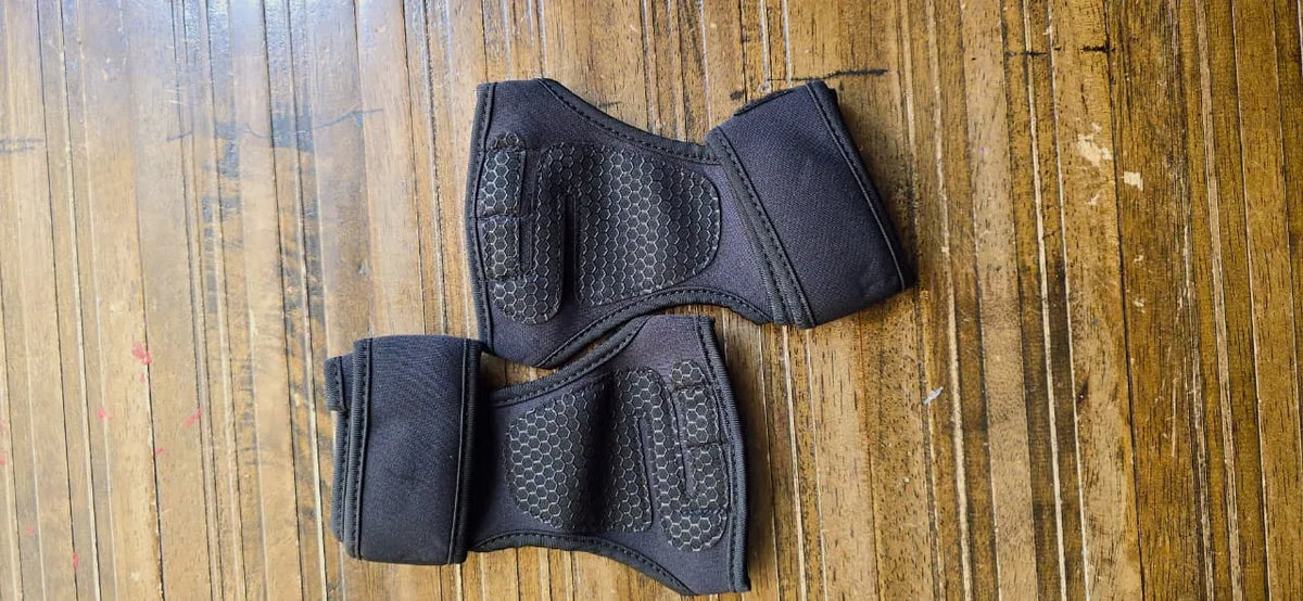 Open-Cut (No Thumb) Silicone Non Slip Training Gym Gloves